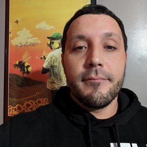 Meet your Posher, Wesley